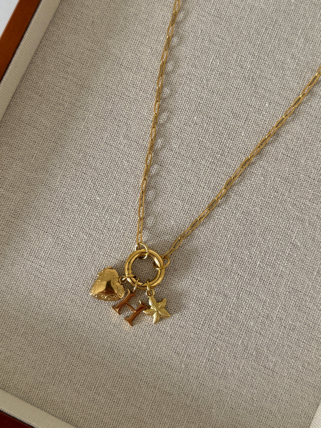 Goldene DIY Halskette mit Seestern Charm und Foto Charm wasserfest vergoldet