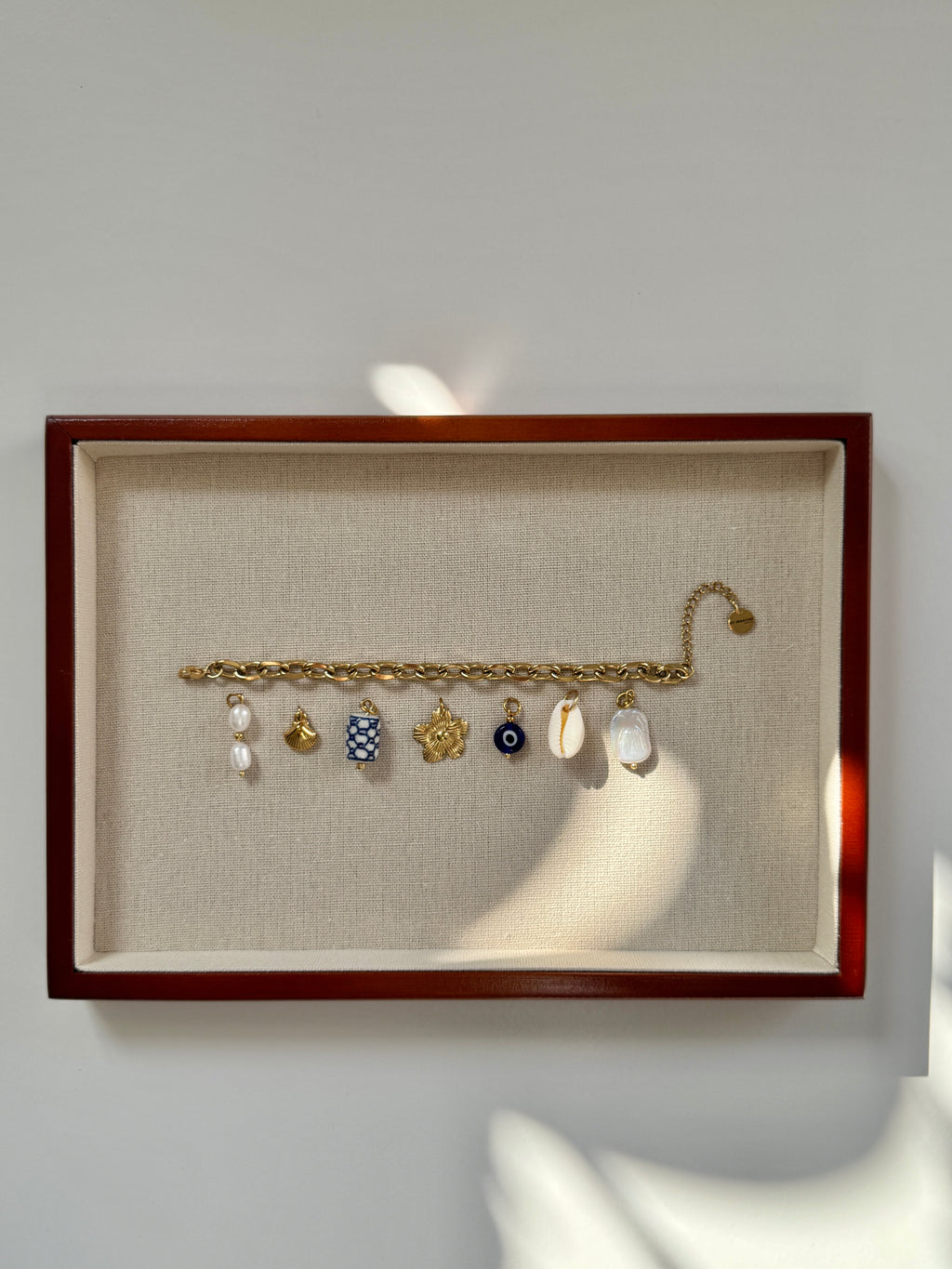 DIY Goldene wasserfeste Charm Armband zum selber gestalten personalisierbar