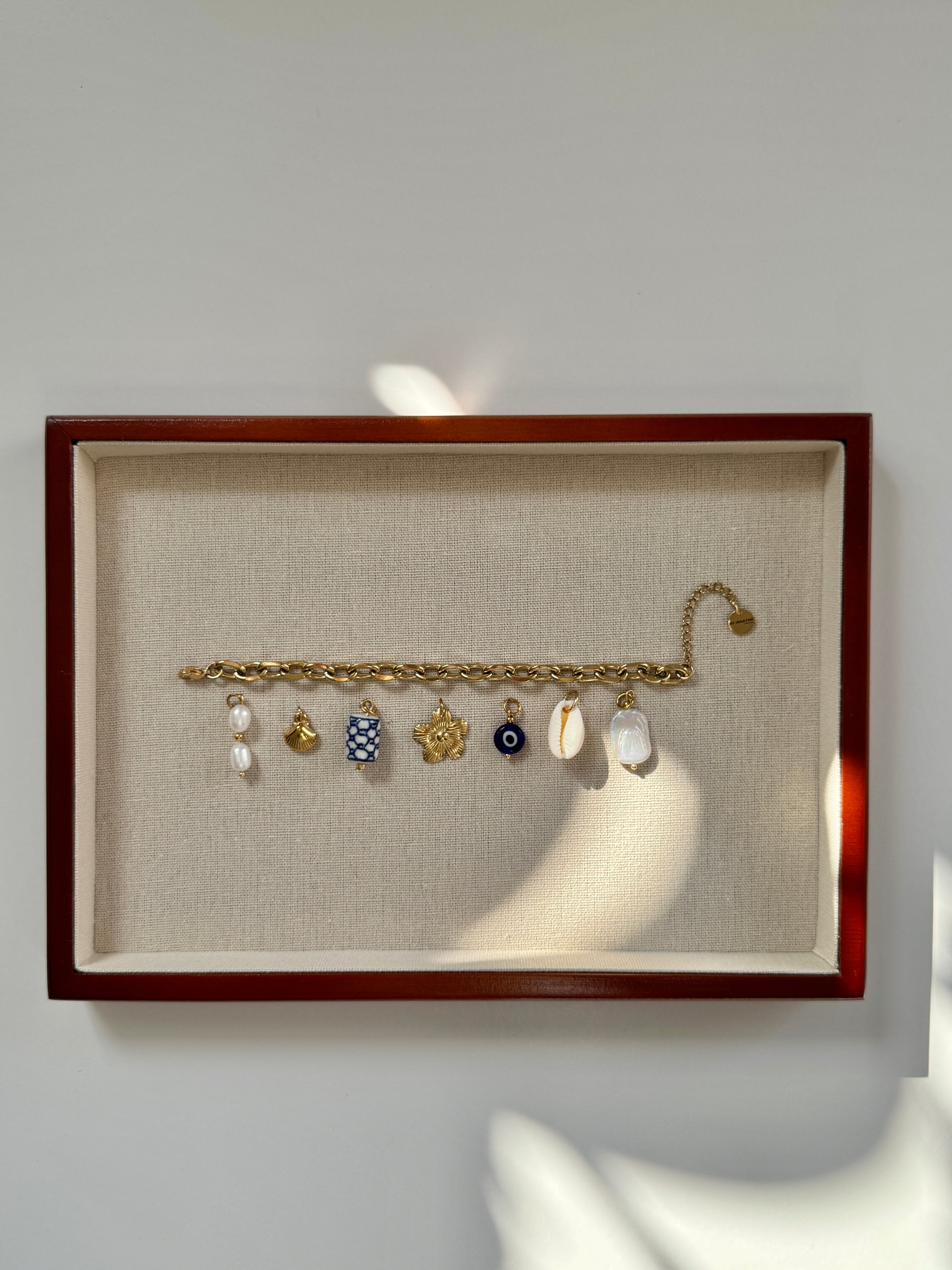 DIY Goldene wasserfeste Charm Armband zum selber gestalten personalisierbar