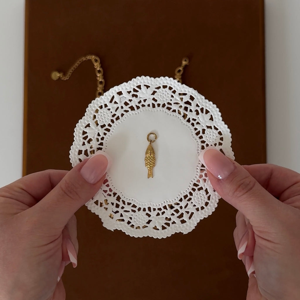 Goldener fisch anhänger charm wasserfest